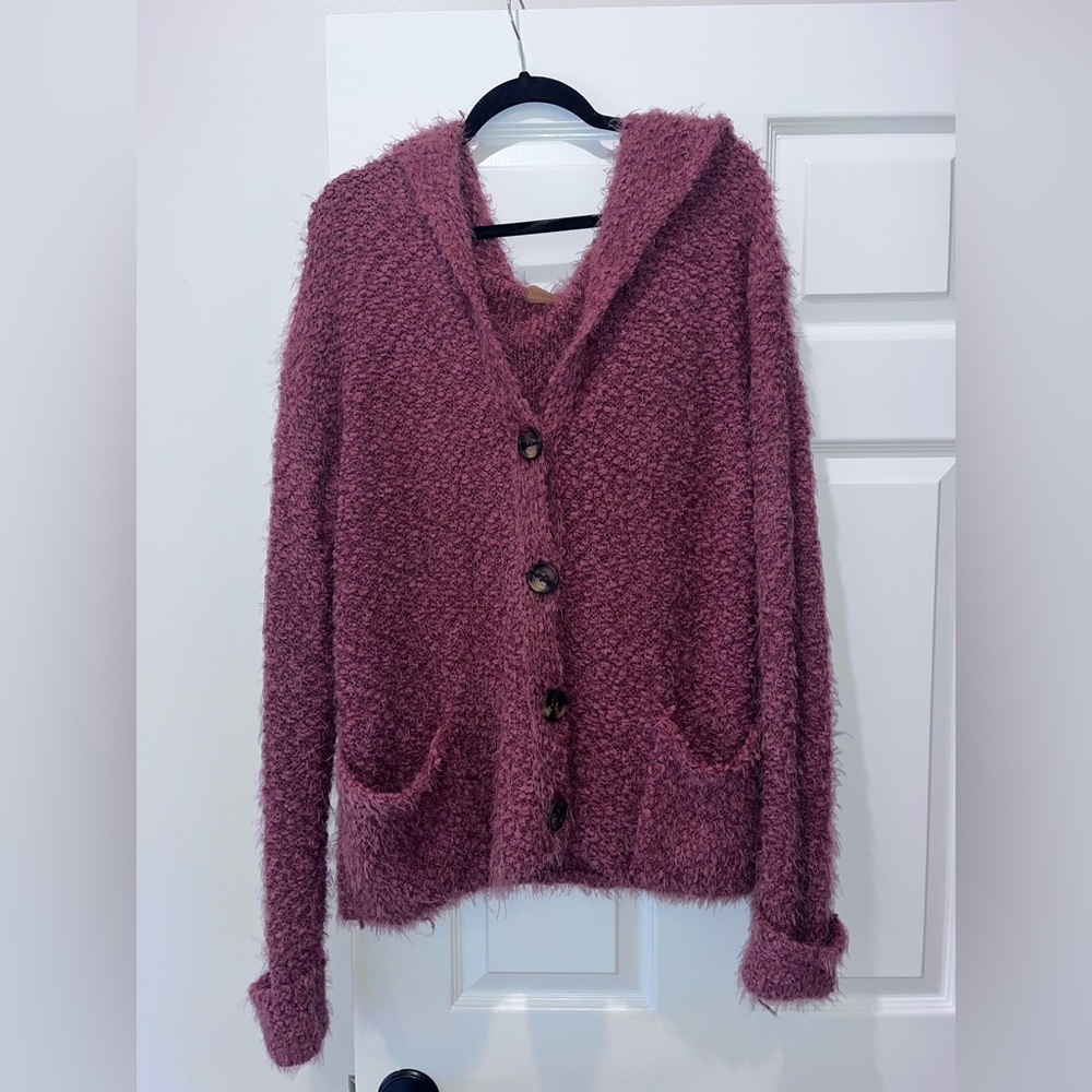 super soft cardigan! Great for the fall or just around the house :)